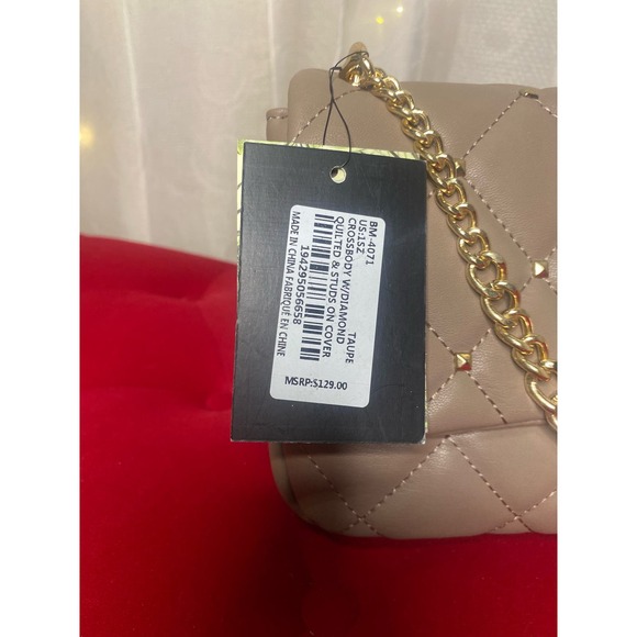 NWT Badgley Mischka CrossBody W/Diamond Quilted & Studs Handbag - Picture 2 of 6